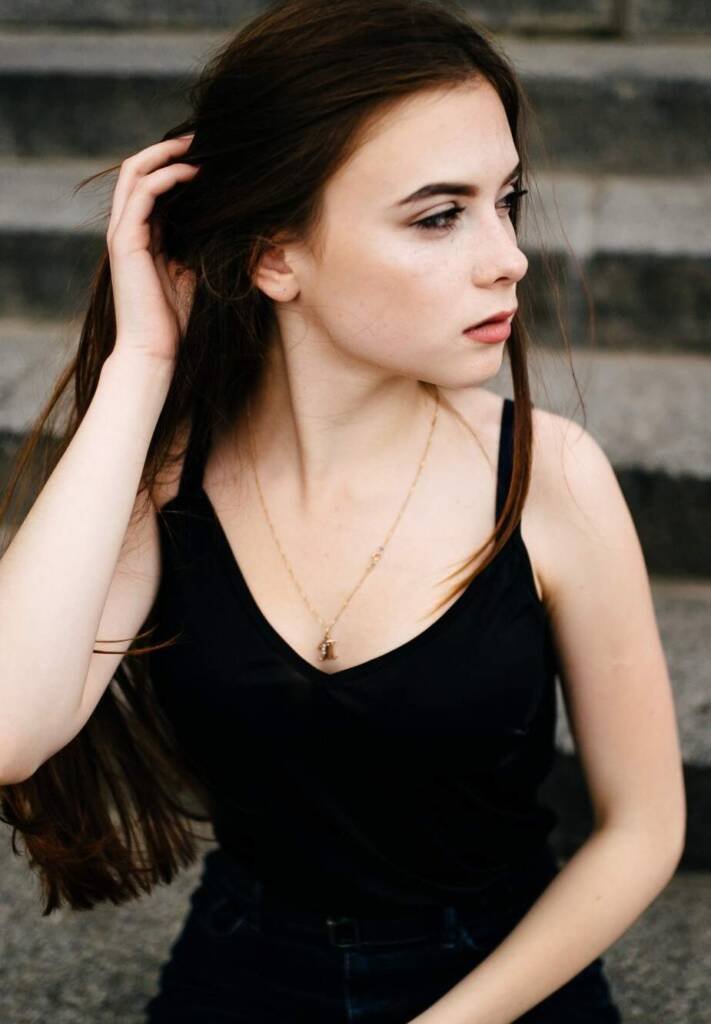 Portrait of young girl